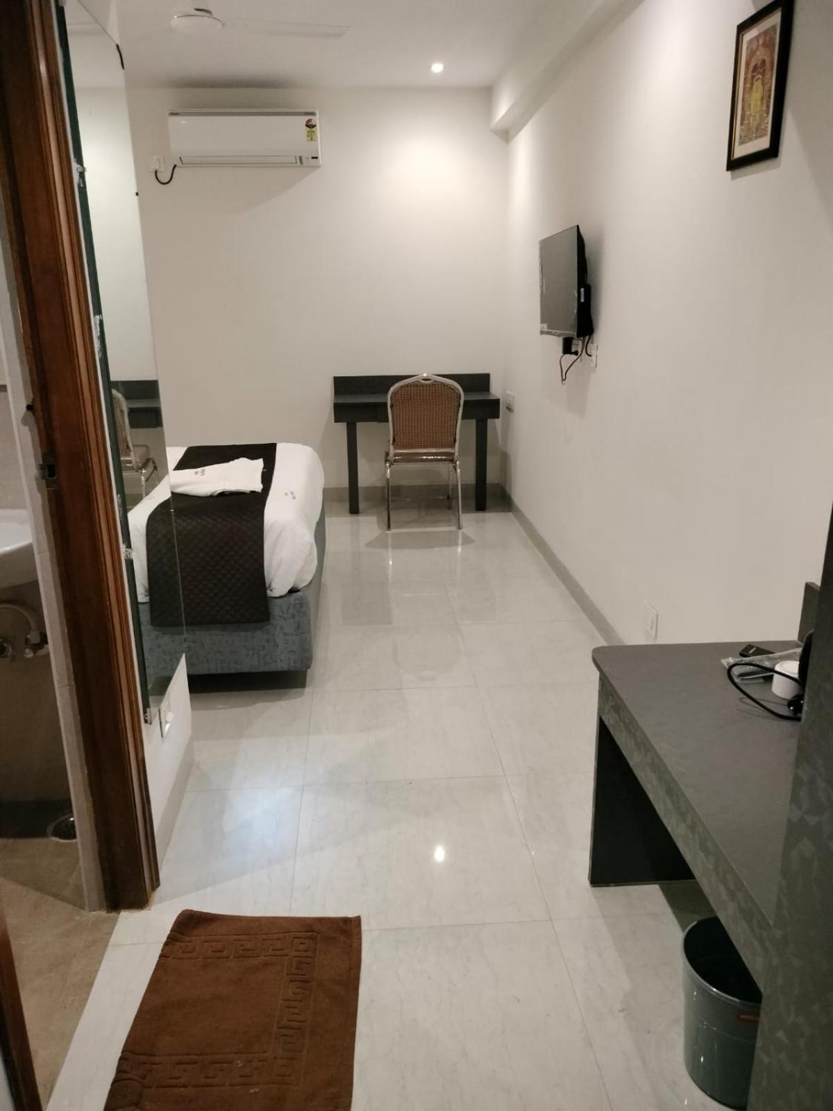 ויסאקפאטנם Hotel Paramount מראה חיצוני תמונה