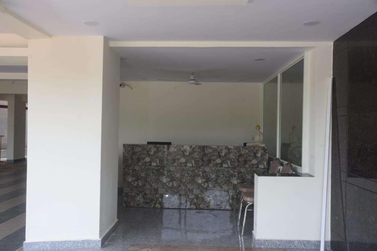 ויסאקפאטנם Hotel Paramount מראה חיצוני תמונה